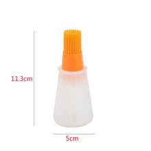 Load image into Gallery viewer, 1 Pcs Portable Silicone Oil Bottle with Brush Grill Oil Brushes Liquid Oil Pastry Kitchen Baking BBQ Tool Kitchen Tools for BBQ Silicone Oil Container with Brush Spray Bottle Oil Dispenser for Kitchen Cooking BBQ
