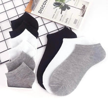 Load image into Gallery viewer, 10-Pairs: Women's Solid Color Ankle Socks
