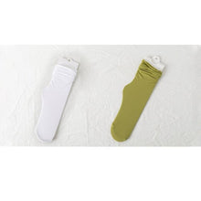 Load image into Gallery viewer, 1/2 Pairs Girls Thin Socks Pack Harajuku Cute Long Frilly Socks Casual Soft Nylon High Elastic Solid White Purple Solid Color Stylish Casual Socks For Men And Women
