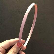 Load image into Gallery viewer, 1PC Plastic Fashion Frosted Wide Headband Hair Band Headwear Bezel Hair Accessories For Woman Satin Covered Resin Hairbands Gorgeous Hair Accessories For Women
