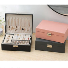 Load image into Gallery viewer, 1pcs Double Layer Storage Box For Men And Women Large Capacity Leather Jewelry Box Hardware Latch Travel Portable Flip Lid Palm Jewelry Box Jewelry Box for Women Girls Necklace Ring Storage Organizer 2 Layers Large PU-Leathers Jewelry Case
