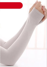 Load image into Gallery viewer, 2 PCS Outdoor Cycling Long Cool Arm Sleeves UV Sun Protection Arm Sleeves For Men Sport Athletic Compression Cooling Arm Cover For Basketball Running Breathable Quick Dry UV Sunscreen Arm Covers
