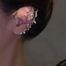 Load image into Gallery viewer, 2-Pieces: Trendy Minimalist Style Hip Hop Hollow Butterfly Ear Climber
