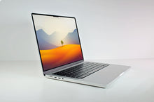 Load image into Gallery viewer, MacBook Pro (2023) 14-inch – Apple M2 Max 12-Core CPU 38-Core GPU – Silver
