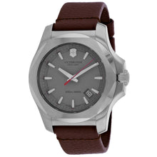 Load image into Gallery viewer, Victorynox Men's Classic
