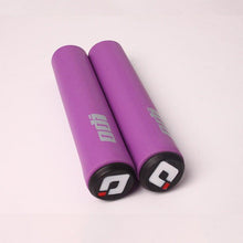 Load image into Gallery viewer, 2PCS Bicycle Grips Handlebar Grips Soft Mountain Bike Silicone Handle Bar Grip Bicycle Comfortable Non-Slip Bicycle Handle Grips Handle Bar End Grips Mountain Bike Grips
