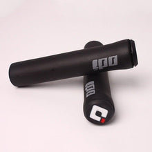 Load image into Gallery viewer, 2PCS Bicycle Grips Handlebar Grips Soft Mountain Bike Silicone Handle Bar Grip Bicycle Comfortable Non-Slip Bicycle Handle Grips Handle Bar End Grips Mountain Bike Grips
