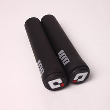 Load image into Gallery viewer, 2PCS Bicycle Grips Handlebar Grips Soft Mountain Bike Silicone Handle Bar Grip Bicycle Comfortable Non-Slip Bicycle Handle Grips Handle Bar End Grips Mountain Bike Grips
