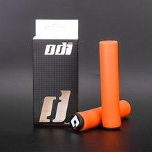 Load image into Gallery viewer, 2PCS Silicone Bicycle Handlebar Grips Anti-Slip Shock-Asorbing Mountain Bike Handlebar Grip Silica Gel Super Light Anti-Skid Shock-Proof Handle Bar Locking Grips Cycling Grips
