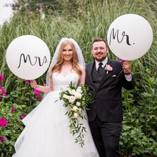 Load image into Gallery viewer, 2pcs/lot Good Quality 36inch Round White and black Print Mr&amp;Mrs Latex Balloons For Happy Wedding And  Valentine's Day
