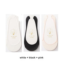 Load image into Gallery viewer, 3 Pairs Invisible Boat Socks Women Summer Silicone Non-Slip Socks for High Invisible Heels Ice Silk Socks for Women
