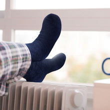 Load image into Gallery viewer, 3-Pairs: Men Warm Wool Socks
