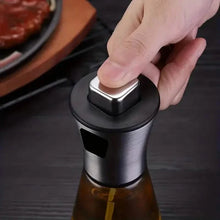 Load image into Gallery viewer, 304 Stainless Steel Oil Spray Bottle

