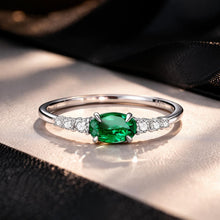 Load image into Gallery viewer, 925 Sterling Silver &amp; Platinum Plated 0.1cm CZ Ring for Women - Size 6.0
