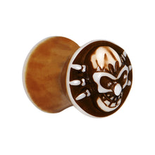 Load image into Gallery viewer, 0G Brown White Resin Skull Saddle Plug
