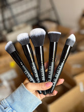 Load image into Gallery viewer, Makeup Brush Set
