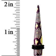 Load image into Gallery viewer, 0G Green Snake Skin Acrylic Taper
