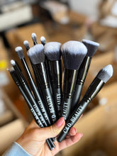 Load image into Gallery viewer, Makeup Brush Set
