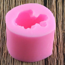 Load image into Gallery viewer, 3D Cat Candle Silicone Molds Soap Mold Cake Decorating Tools Cake Baking Candy Chocolate Gumpaste Moulds Kitten Candle Mold Cute Cat Silicone Mold For Fondant Mini Soap

