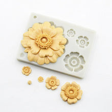 Load image into Gallery viewer, 3D Flower Shape Silicone Mold Chocolate Sugar Cookies Chocolate Mould Cake Lace Decoration Clay Mold Kitchen Baking Tool Fondant Molds Mini Flower Mold Non-stick Silicone Molds For Cake Decorating
