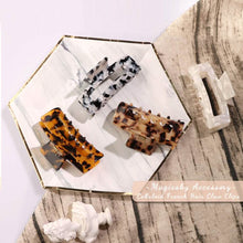 Load image into Gallery viewer, 4-Pack: MagicSky Hair Claw Clips
