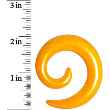 Load image into Gallery viewer, 1/2 Honey Yellow Metallic Pearl Acrylic Spiral Taper
