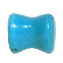Load image into Gallery viewer, 0G Natural Blue Turquoise Sweet Heart Stone Saddle Plug
