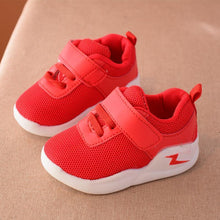 Load image into Gallery viewer, Children's Sports Shoes Boy Soft Bottom Anti Slip Baby School Shoe 0-1-3 Years Old Spring And Autumn Season
