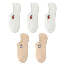 Load image into Gallery viewer, 5 Pairs Kawaii Cute Animal Print Socks Set Invisible Happy Fashion Ankle Funny Socks Set Girl Cotton Summer Silicone Non-slip Boat Socks Ankle Socks For Men And Women
