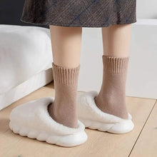 Load image into Gallery viewer, 5-Pairs: Thick Thermal Mixed Color Mid Tube Socks
