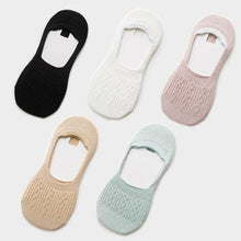 Load image into Gallery viewer, 5 Pairs Women Cotton Low Cut Socks Solid Snowflake Soft Summer Silicone Non-slip Deep Mouth Prevent Heel Loss Slipper Socks For Women
