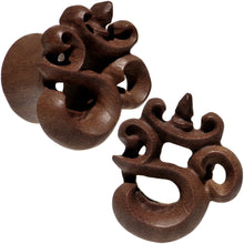 Load image into Gallery viewer, 9/16 Organic Wood Om Hand Carved Plug Set
