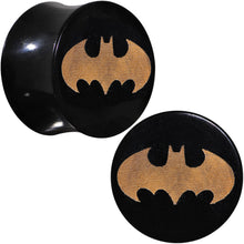 Load image into Gallery viewer, 3/4 Organic Buffalo Horn Licensed Batman Logo Saddle Plug Set
