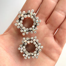 Load image into Gallery viewer, 18mm Clear and Aurora Gem Snowflake Steel Tunnel Plug Set
