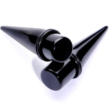 Load image into Gallery viewer, Lightweight Black Acrylic Straight Taper Set 10mm to 25mm
