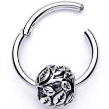 Load image into Gallery viewer, 16G 3/8 Leaf Pattern Bead Hinged Segment Ring
