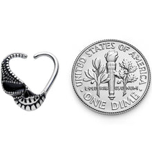 Load image into Gallery viewer, 16G 3/8 Skull Halloween Right Heart Closure Ring
