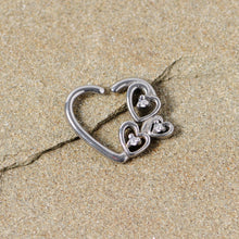 Load image into Gallery viewer, 16G 3/8 Clear CZ Gem Valentines Day Left Heart Closure Ring
