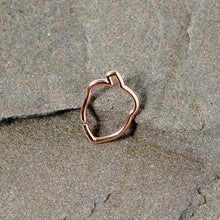 Load image into Gallery viewer, 16G 3/8 Rose Gold Tone Autumn Acorn Closure Ring

