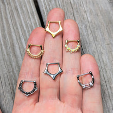 Load image into Gallery viewer, 16G 5/16 Gold Tone Dramatically Structured Septum Clicker
