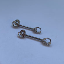 Load image into Gallery viewer, 14G 5/8 Clear Gem Heart Swirl Barbell Nipple Ring Set
