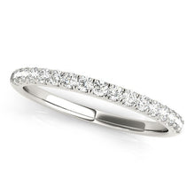 Load image into Gallery viewer, 14k White Gold Diamond Scallop Setting Wedding Band (1/3 cttw)
