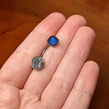 Load image into Gallery viewer, Geometric Blues Pattern Double Mount Belly Ring
