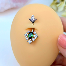 Load image into Gallery viewer, Green Clear Gem Ornate Art Deco Double Mount Belly Ring
