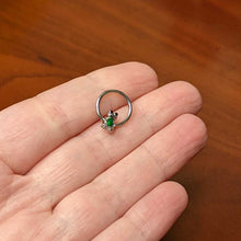 Load image into Gallery viewer, 16G 3/8 Green Groovy Frog Hinged Segment Ring
