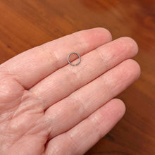 Load image into Gallery viewer, 20G 1/4 Grade 23 Titanium Bendable Hoop Ring
