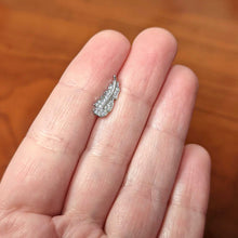 Load image into Gallery viewer, 16G 1/4 Clear CZ Gem Feather Internally Threaded Labret Tragus

