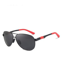 Load image into Gallery viewer, Men 100% Polarized Aluminum Alloy Frame Sunglasses  In Elegant Retro Classic Men's Driving Pilot  Style
