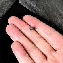 Load image into Gallery viewer, 20G 7mm Spring Flower Green Blue L Shape Nose Ring
