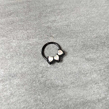Load image into Gallery viewer, 16G 3/8 Aurora Gem Black Rococo Trio Heart Hinged Segment Ring
